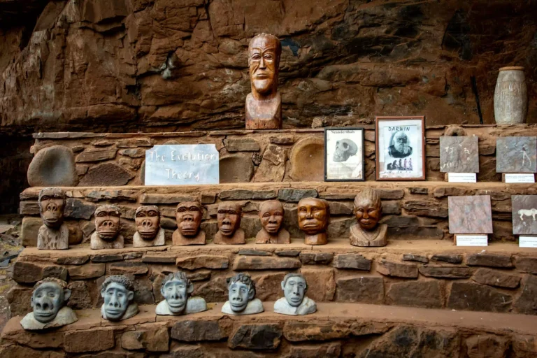 Did Homo Naledi Really Bury Their Dead 250,000 Years Ago?